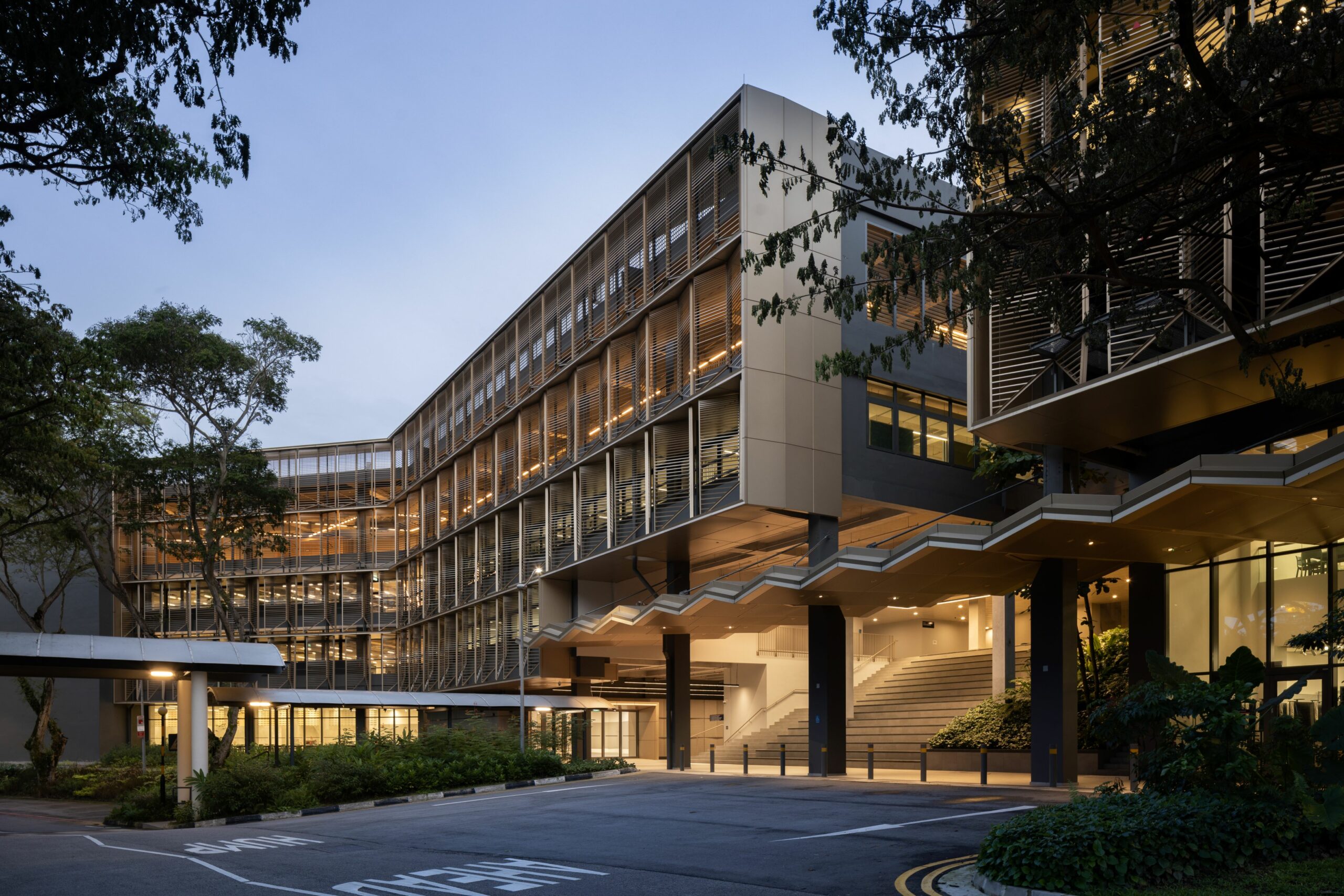 School of Design and Environment (SDE) 1 & 3 buildings at the National University of Singapore (NUS)